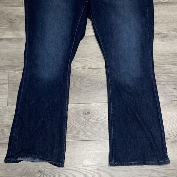 Signature Levi Strauss Mid Rise Bootcut Jeans Women Sz 24M w37 L32 Dark Wash - Picture 7 of 11